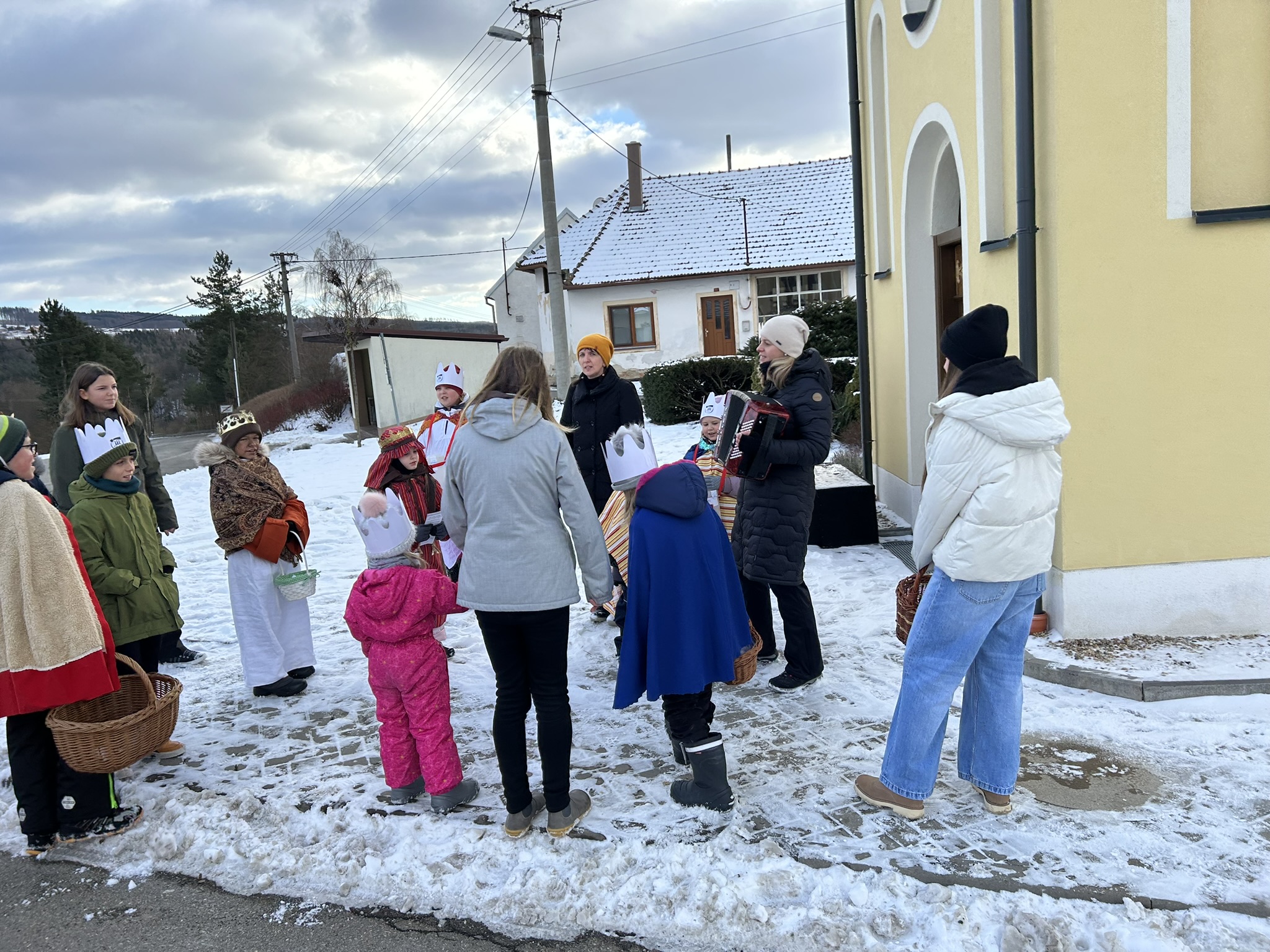 8FD98FC3-0CD3-4191-8C13-42E5BDA79FCD_1_102_o